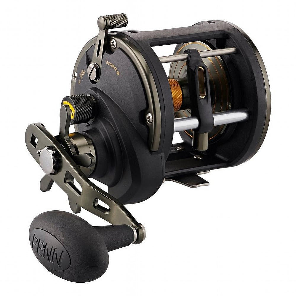 PENN Squall II Level Wind Reel
