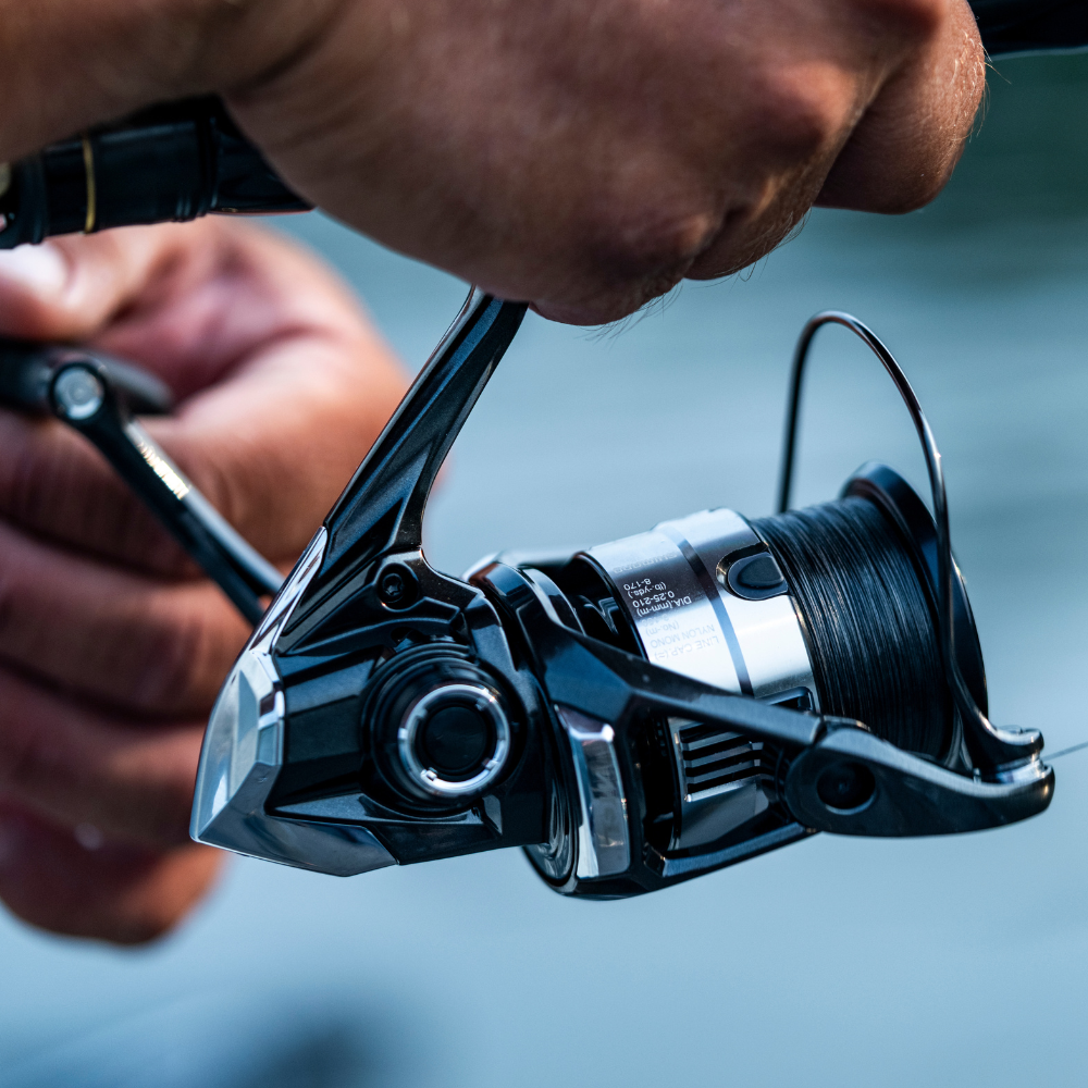 SHIMANO Vanquish Spinning Front Drag Reel