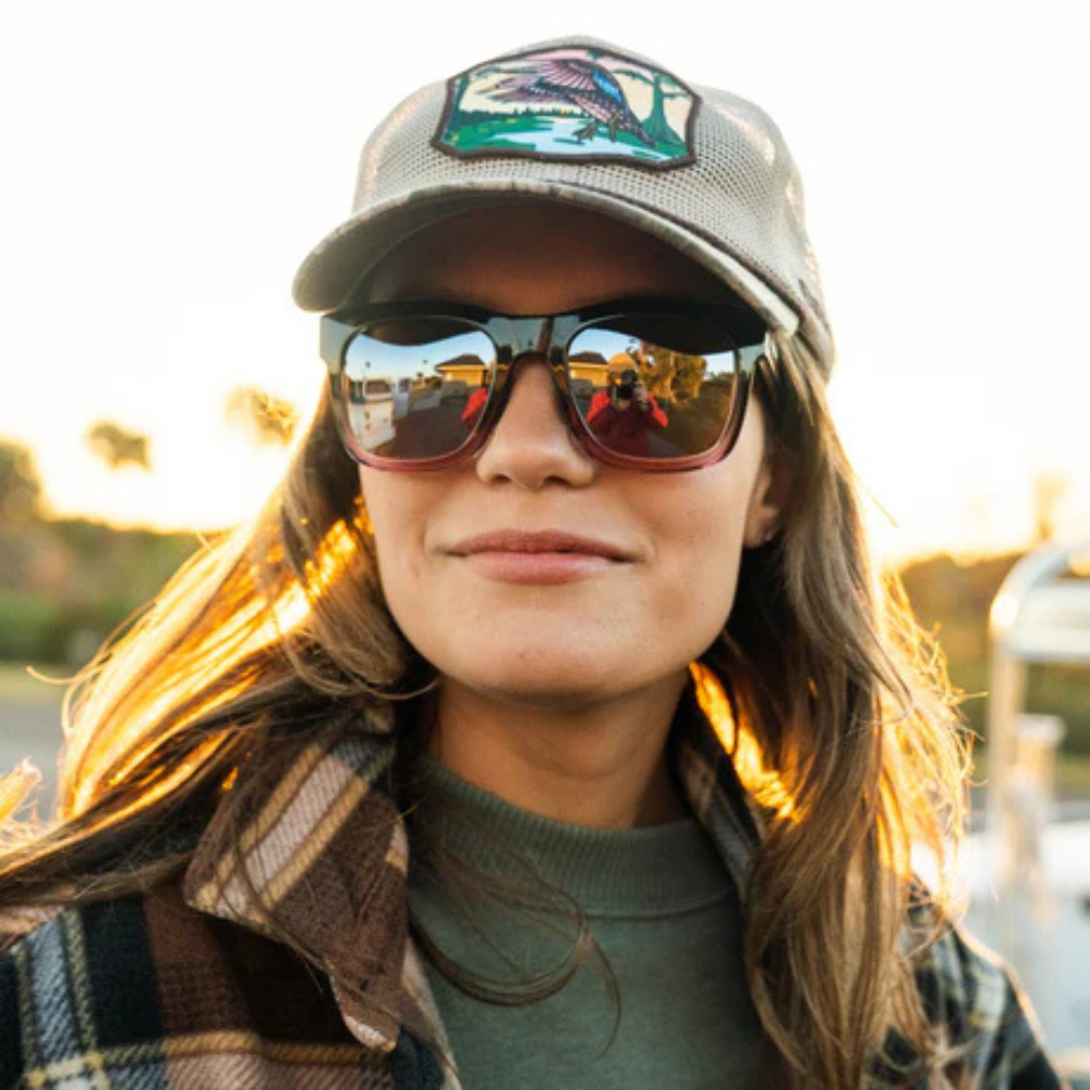 BAJIO Cometa Sunglasses | Black-Pink Sky Gloss/ Gray Polycarbonate Lenses