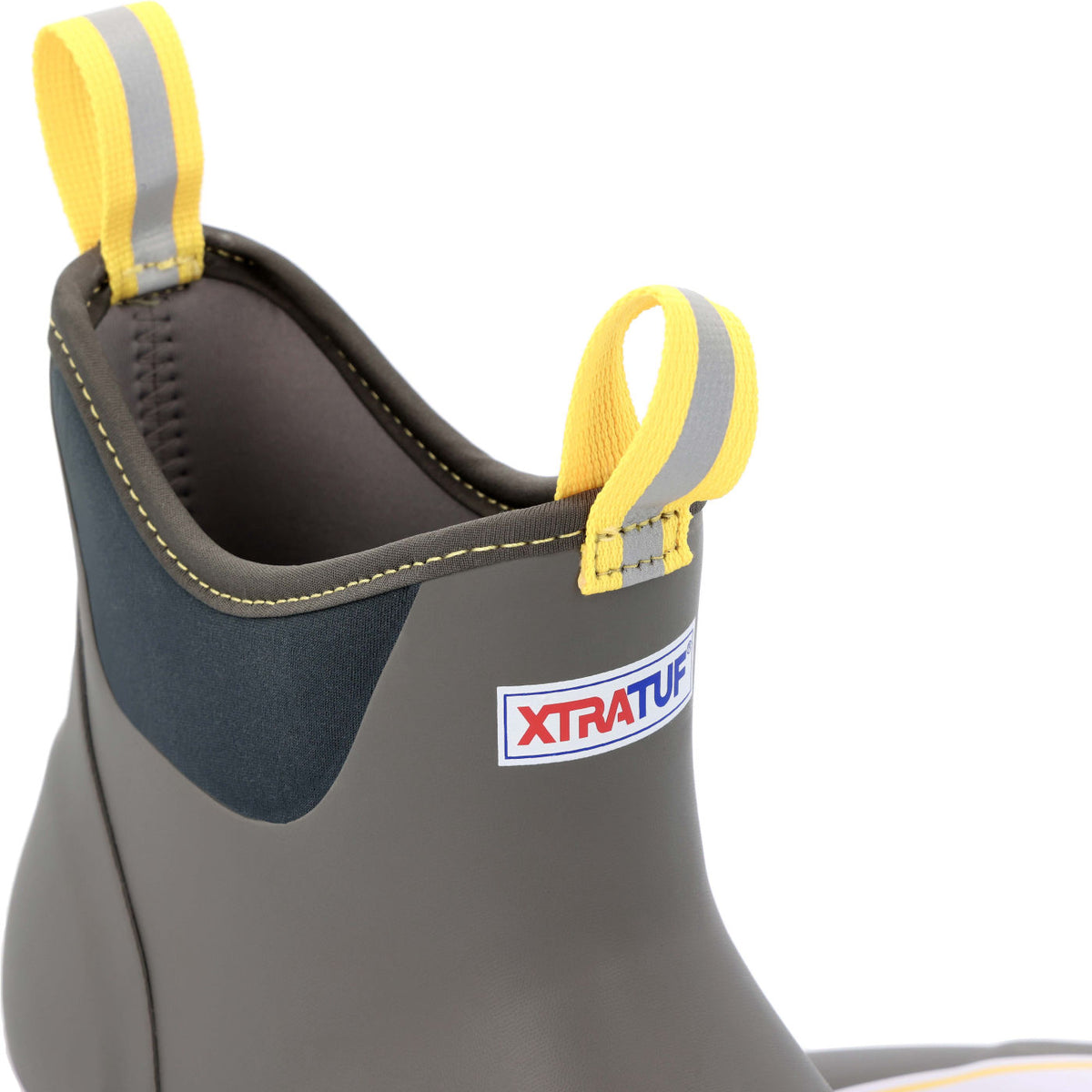 XTRATUF Men&#39;s 6&quot; Ankle Deck Boot