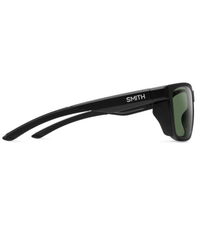 SMITH Longfin Matte Black | ChromaPop Polarized Gray Green