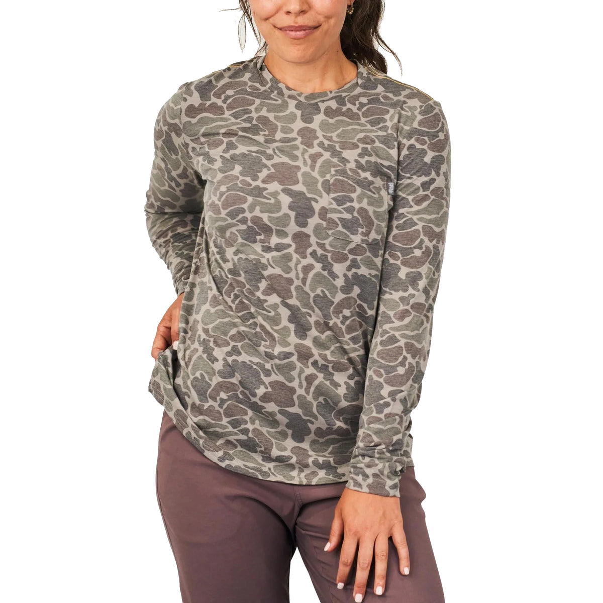 Marsh Wear Women&#39;s Buxton Hagood Long Sleeve Performance Crew