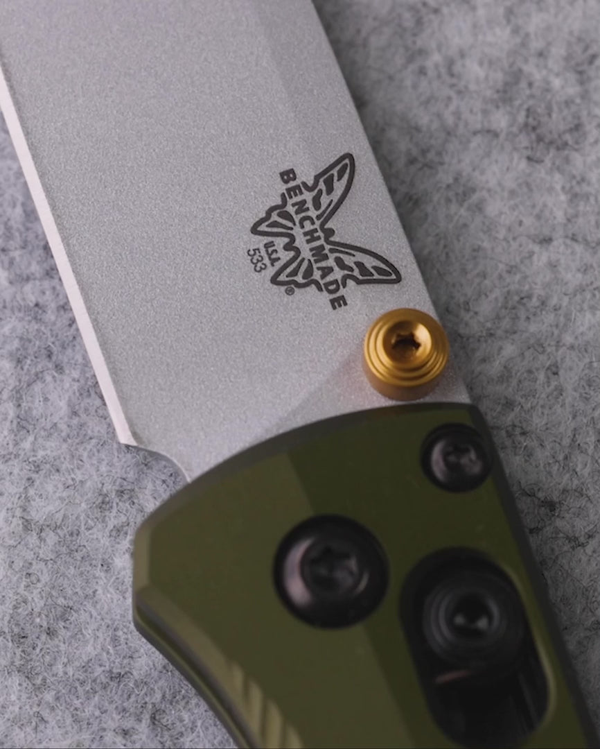 Benchmade 533SL-10 Mini Bugout Drop-Point Folding Knife - Woodland Green