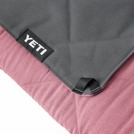 YETI Lowlands Blanket